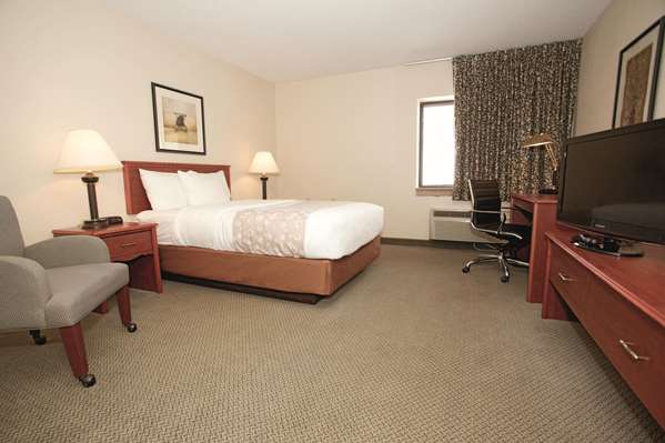  - La Quinta Inn West Brookfield - I-94, Exit 297