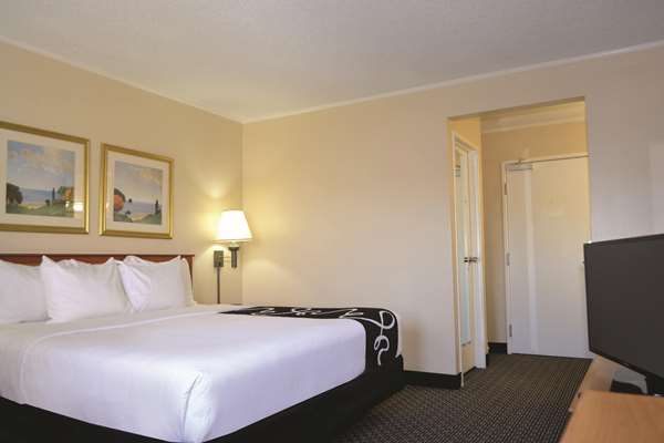  - La Quinta Inn East Fairgrounds Tampa - I-4, Exit 7