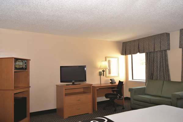  - La Quinta Inn East Fairgrounds Tampa - I-4, Exit 7