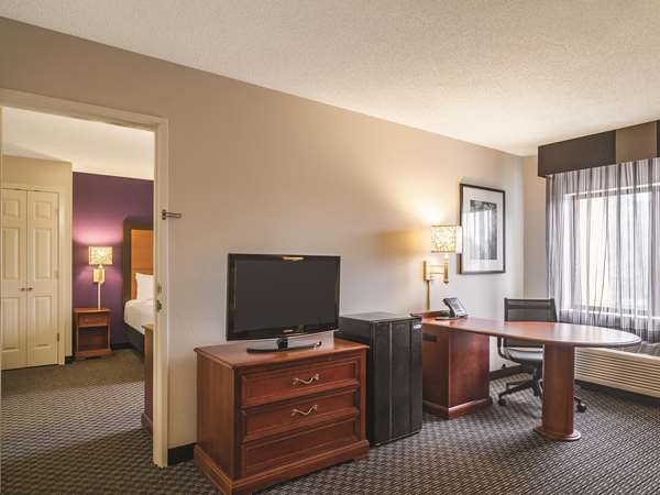 Suite - Wingate by Wyndham Brunswick - I-95, Exit 36