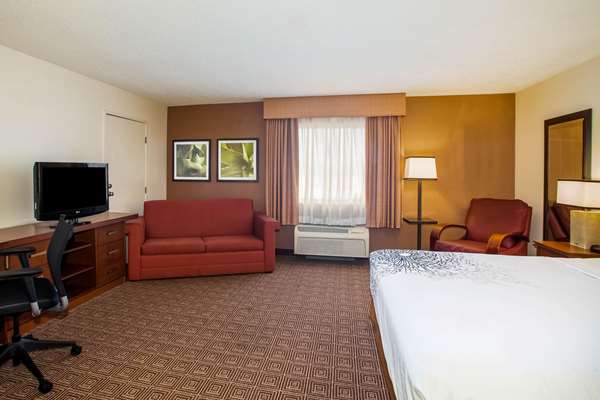 Suite - La Quinta Inn & Suites Columbia - I-70, Exit 124