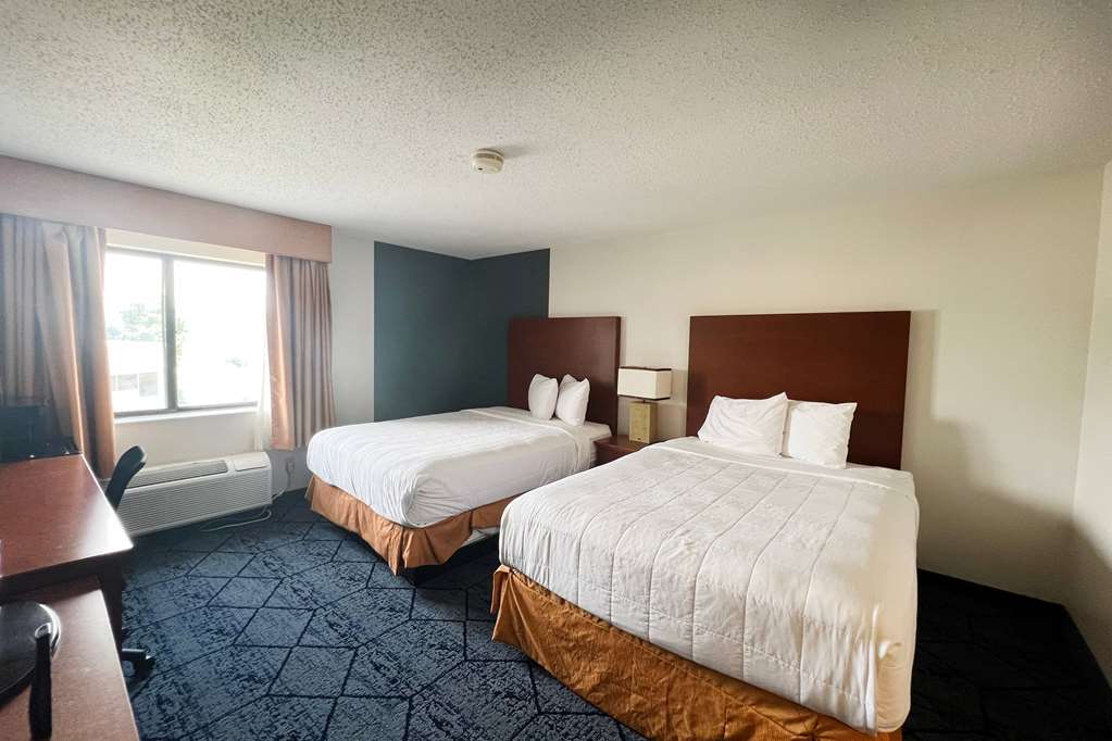 BAYMONT BY WYNDHAM COLUMBIA-guestroom-Guest Room,On-Site.jpg