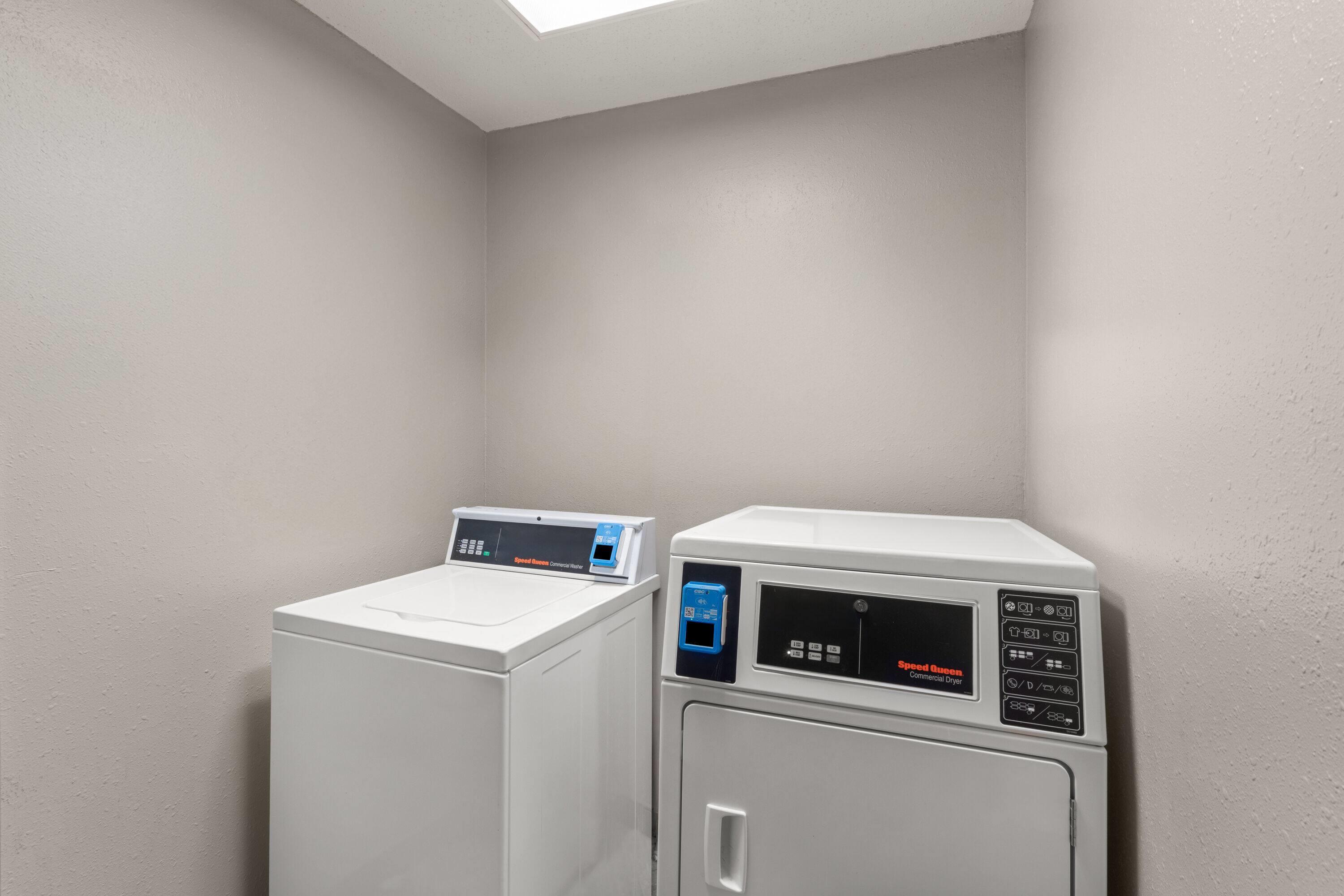 Laundry | La Quinta Inn & Suites by Wyndham Columbia