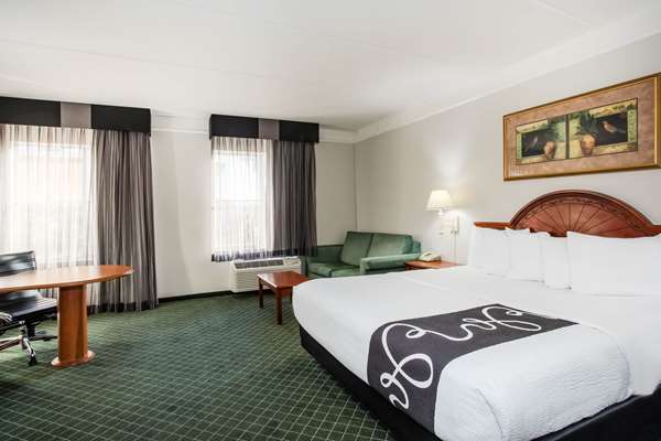 Suite - La Quinta Inn & Suites Melbourne - I-95, Exit 191