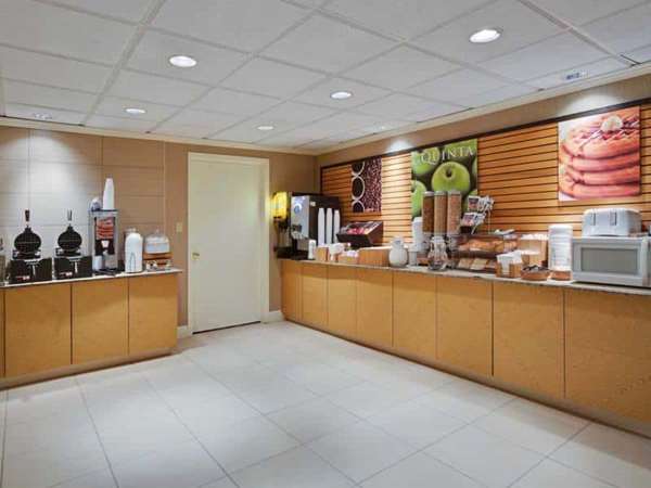  - La Quinta Inn & Suites Naples - I-75, Exit 101