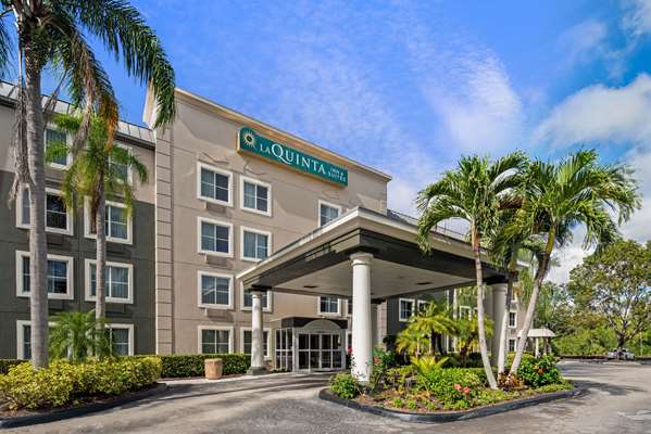 Exterior view - La Quinta Inn & Suites Naples - I-75, Exit 101