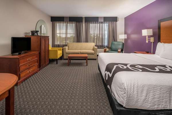  - La Quinta Inn & Suites Naples - I-75, Exit 101
