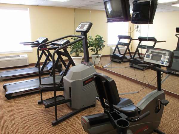 Fitness/ Exercise Room - La Quinta Inn Sawgrass Mills Sunrise