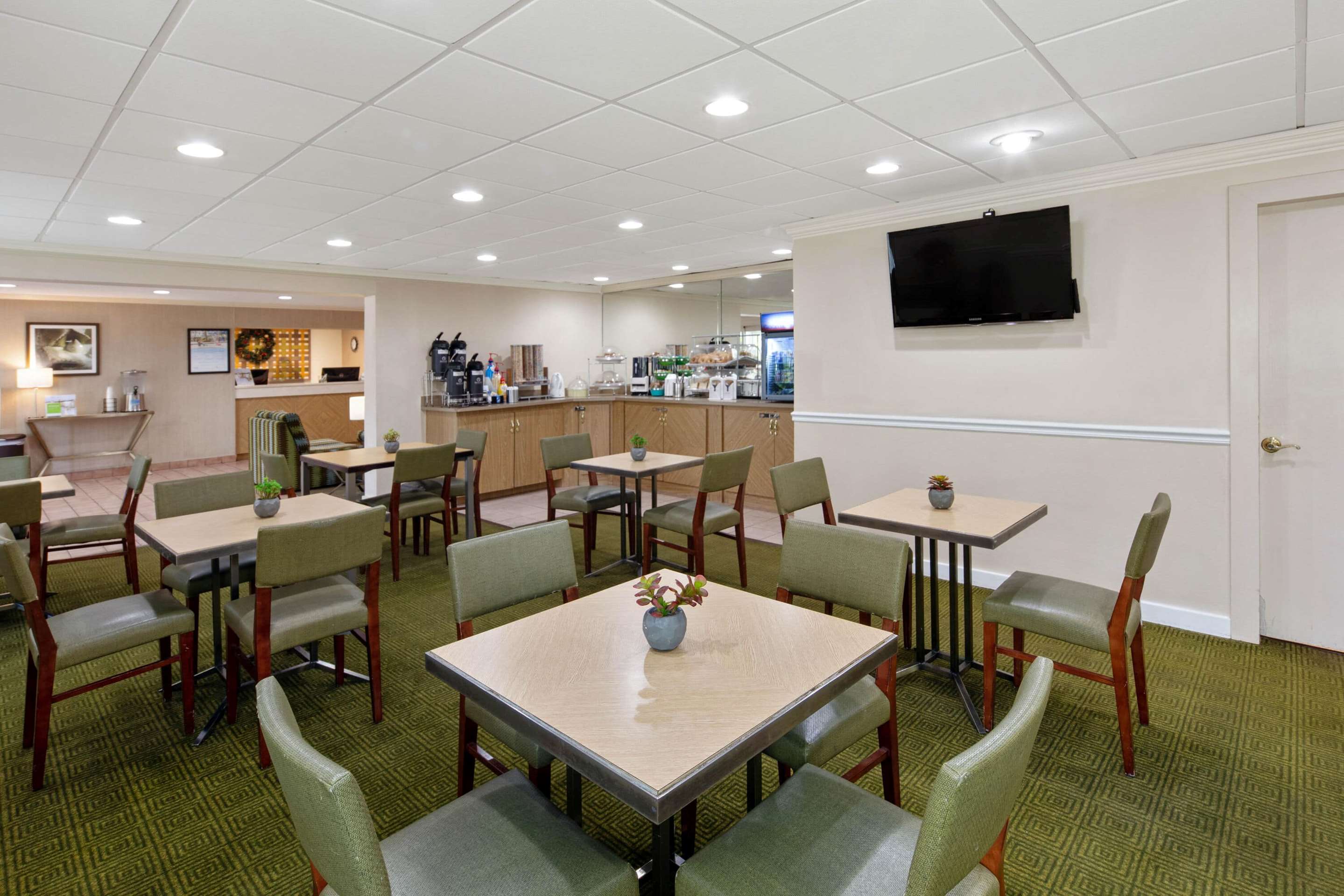 Property amenity | La Quinta by Wyndham Sunrise Sawgrass Mills