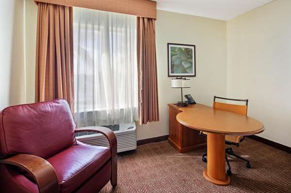  - La Quinta Inn Sawgrass Mills Sunrise