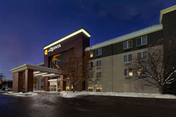 Exterior view - La Quinta Inn & Suites Utica