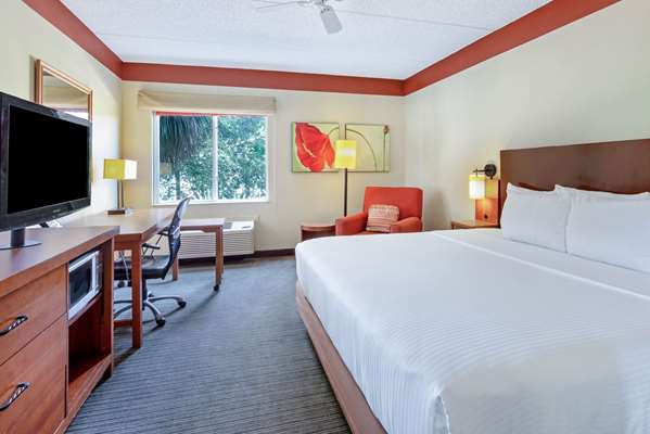  - La Quinta Inn Cutler Ridge