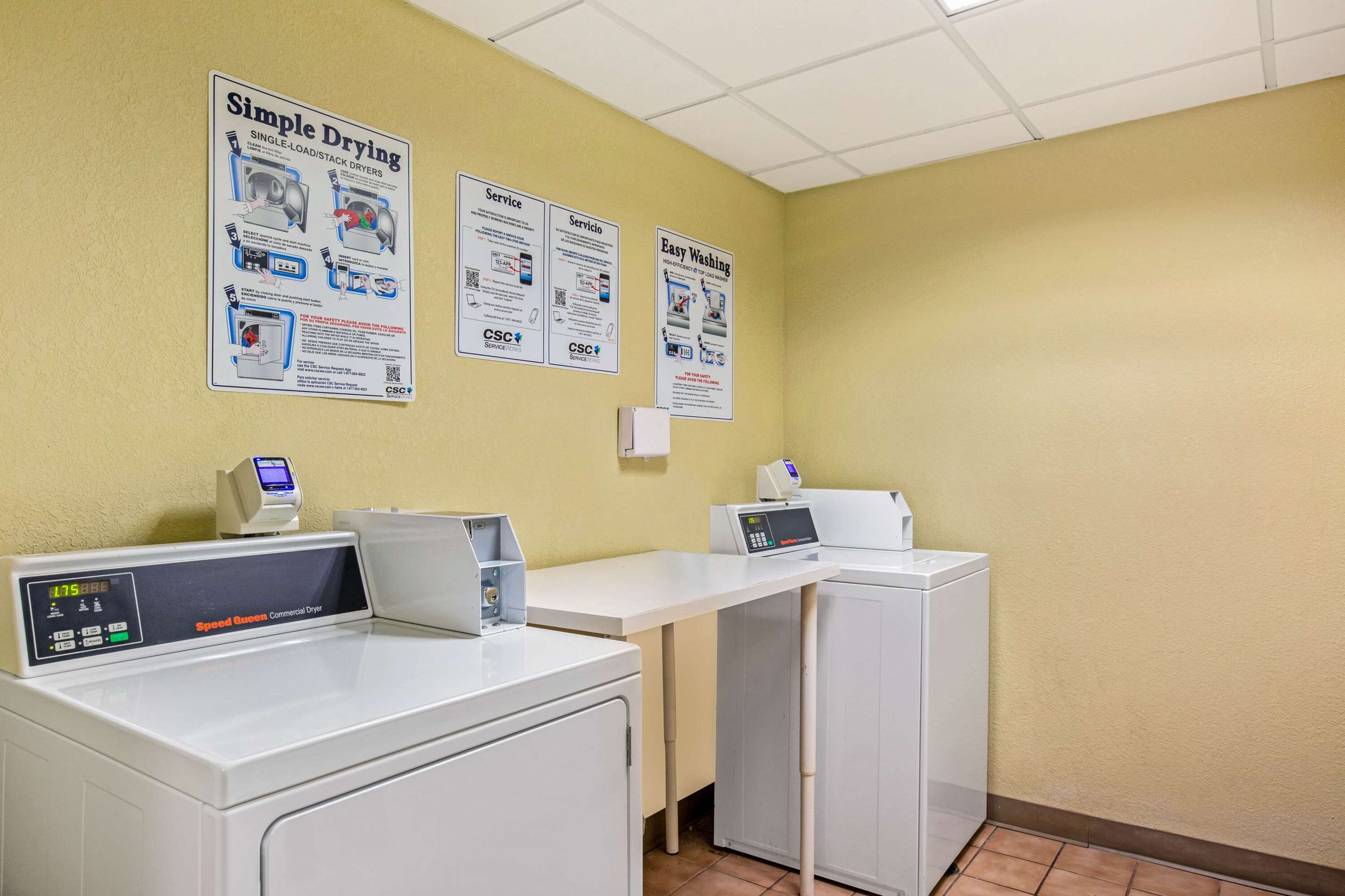 laundry facilities | La Quinta Inn & Suites by Wyndham Miami Cutler Bay