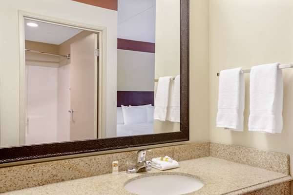  - La Quinta Inn Cutler Ridge