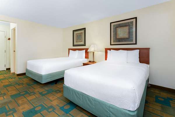  - La Quinta Inn Willowbrook - I-55, Exit 274