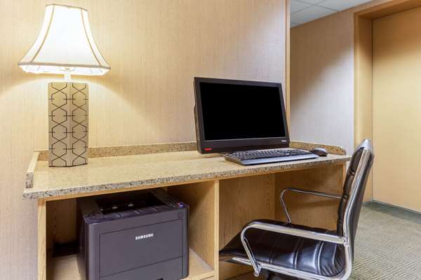 Conference Area - La Quinta Inn Willowbrook - I-55, Exit 274