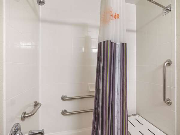  - La Quinta Inn & Suites Round Rock Austin - I-35, Exit 251