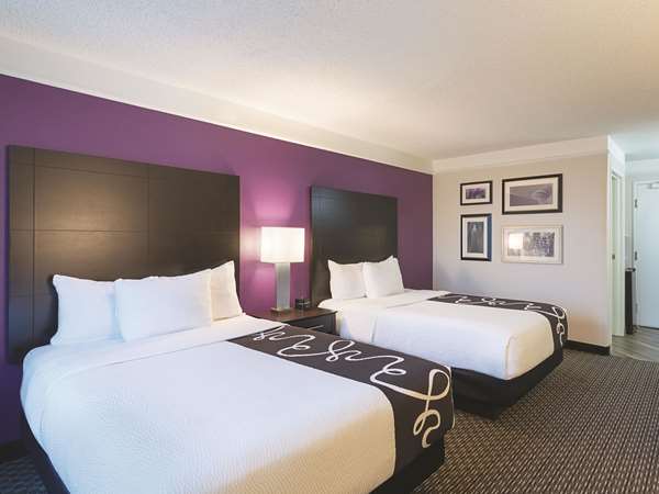 - La Quinta Inn & Suites Round Rock Austin - I-35, Exit 251
