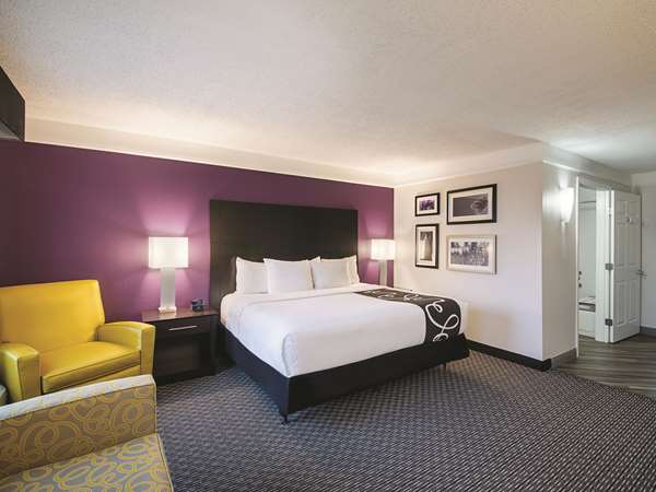  - La Quinta Inn & Suites Round Rock Austin - I-35, Exit 251