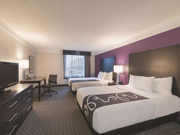  - La Quinta Inn & Suites Round Rock Austin - I-35, Exit 251