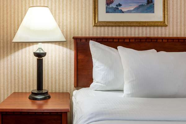  - La Quinta Inn & Suites New Berlin - I-43, Exit 57