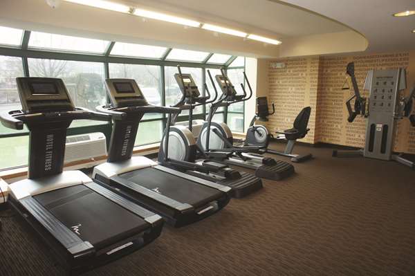 Fitness/ Exercise Room - La Quinta Inn & Suites Somerville - I-93, Exit 21