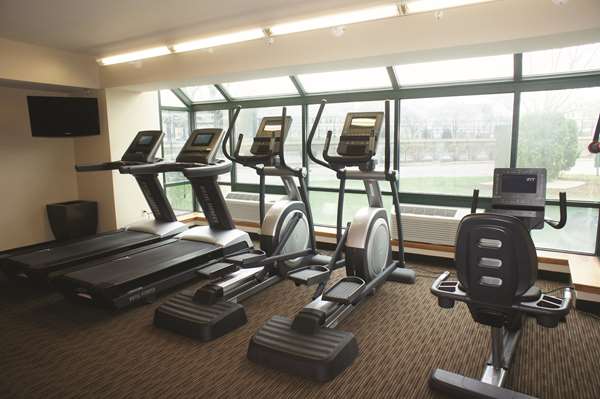 Fitness/ Exercise Room - La Quinta Inn & Suites Somerville - I-93, Exit 21