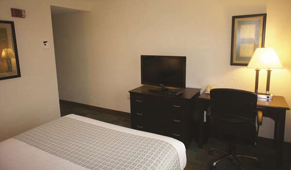  - La Quinta Inn & Suites Somerville - I-93, Exit 21
