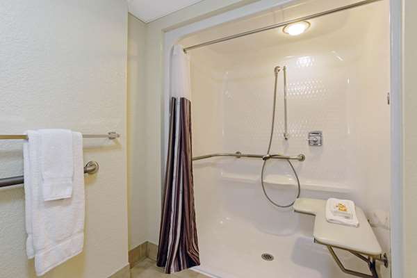  - La Quinta Inn & Suites Somerville - I-93, Exit 21
