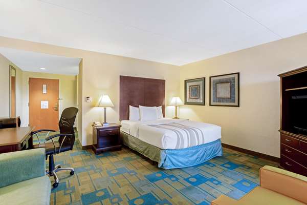  - La Quinta Inn & Suites Somerville - I-93, Exit 21