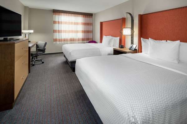  - La Quinta Inn & Suites LAX Airport Los Angeles