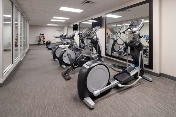 Fitness/ Exercise Room - La Quinta Inn & Suites LAX Airport Los Angeles