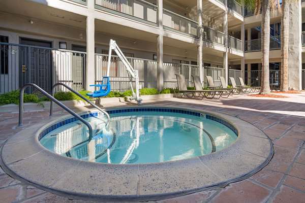 Pool - La Quinta Inn John Wayne Airport Santa Ana