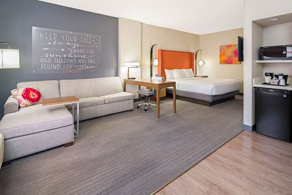 Suite - La Quinta Inn John Wayne Airport Santa Ana