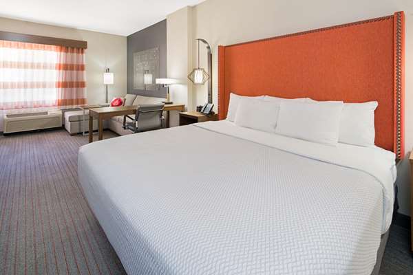 Suite - La Quinta Inn John Wayne Airport Santa Ana