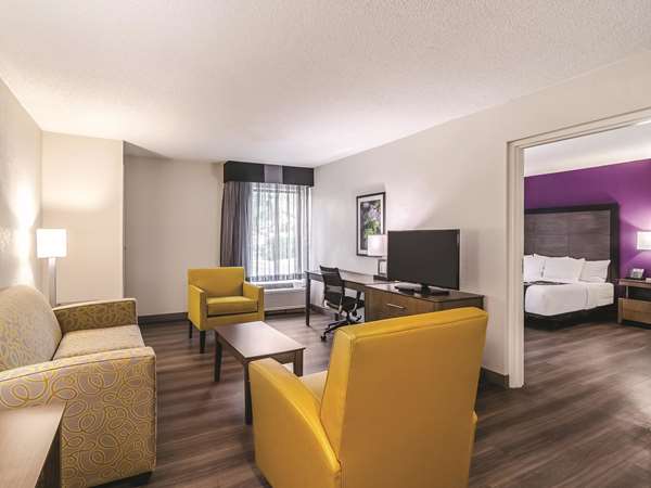 Suite - La Quinta Inn & Suites at 48th Ave Myrtle Beach