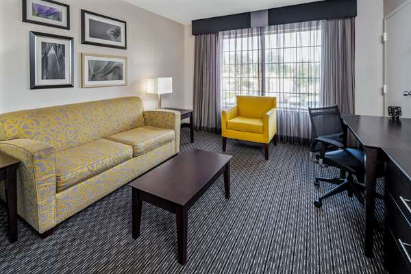 Suite - La Quinta Inn & Suites Disneyland Anaheim - I-5, Exit 109