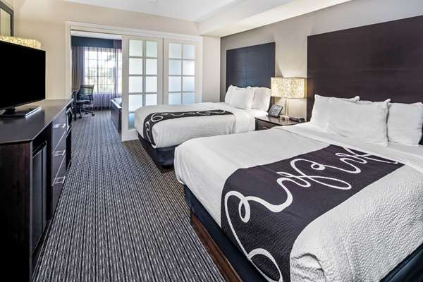 Suite - La Quinta Inn & Suites Disneyland Anaheim - I-5, Exit 109