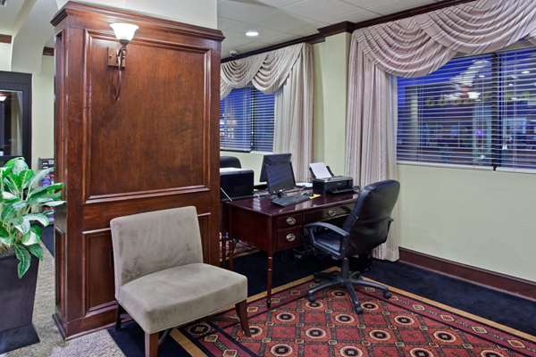 Conference Area - La Quinta Inn Downtown Little Rock