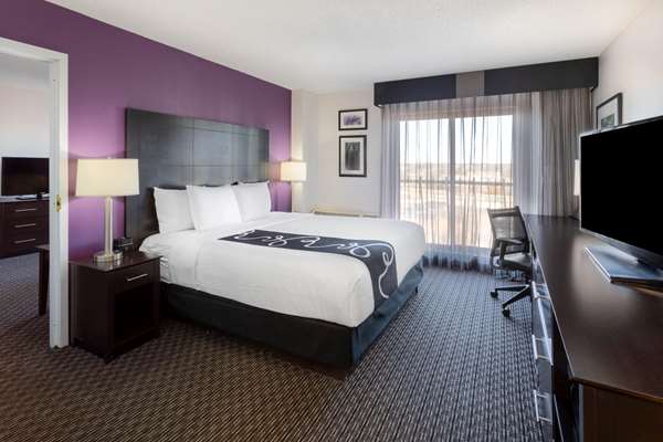 Suite - La Quinta Inn & Suites West Bloomington