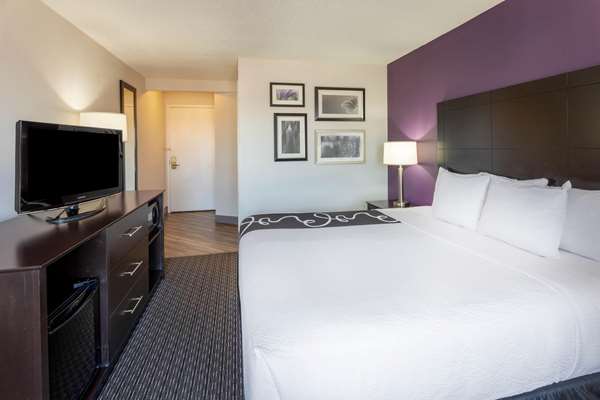  - La Quinta Inn & Suites West Bloomington