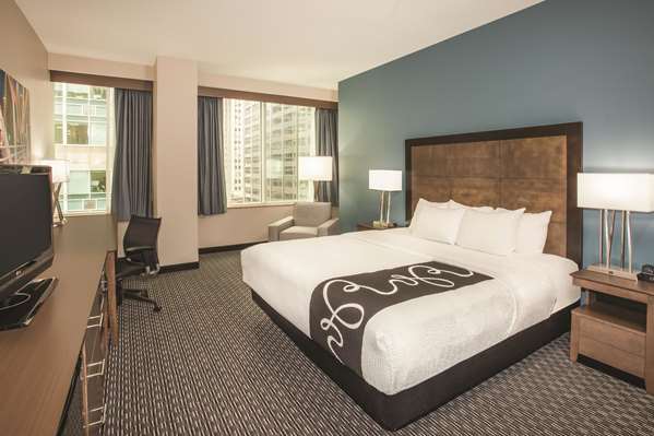  - La Quinta Inn & Suites Downtown Chicago