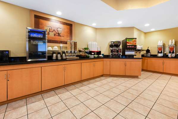  - La Quinta Inn Northeast Fort Lauderdale