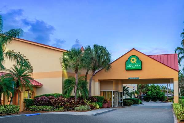 Exterior view - La Quinta Inn Northeast Fort Lauderdale