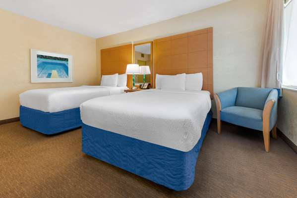  - La Quinta Inn Northeast Fort Lauderdale