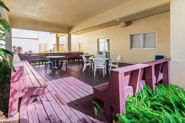  - La Quinta Inn Northeast Fort Lauderdale