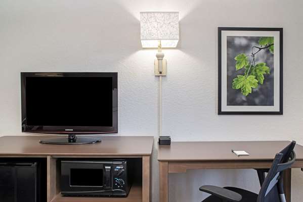  - La Quinta Inn West Palm Beach - FL Turnpike, Exit 99