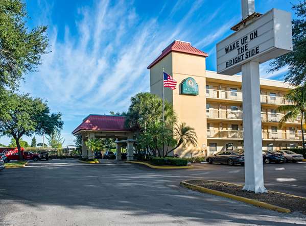 Exterior view - La Quinta Inn West Palm Beach - FL Turnpike, Exit 99