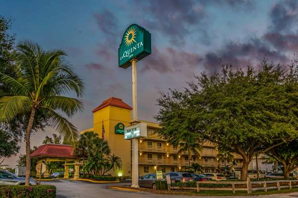 Exterior view - La Quinta Inn West Palm Beach - FL Turnpike, Exit 99