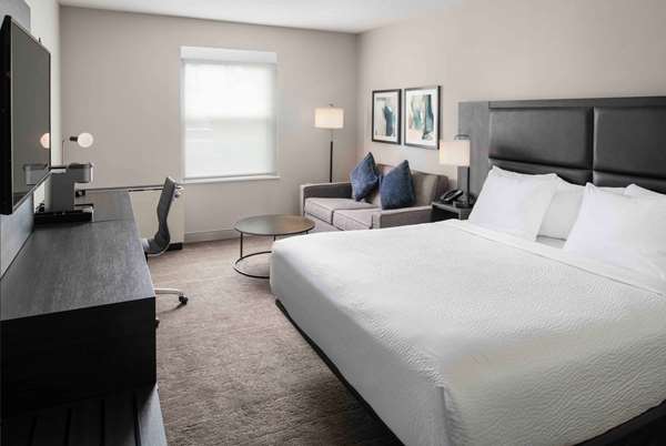  - La Quinta Inn & Suites South Burlington